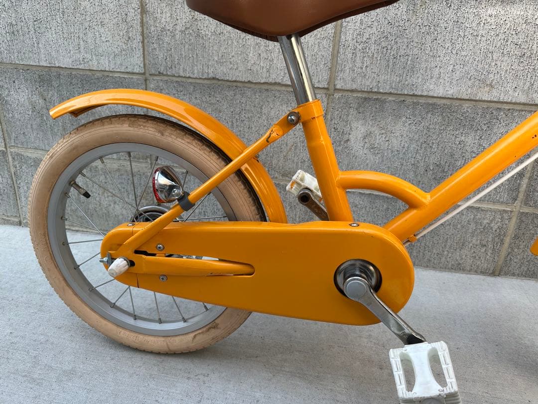 【都内引取】little tokyobike 18インチ・前カゴ・補助輪付き