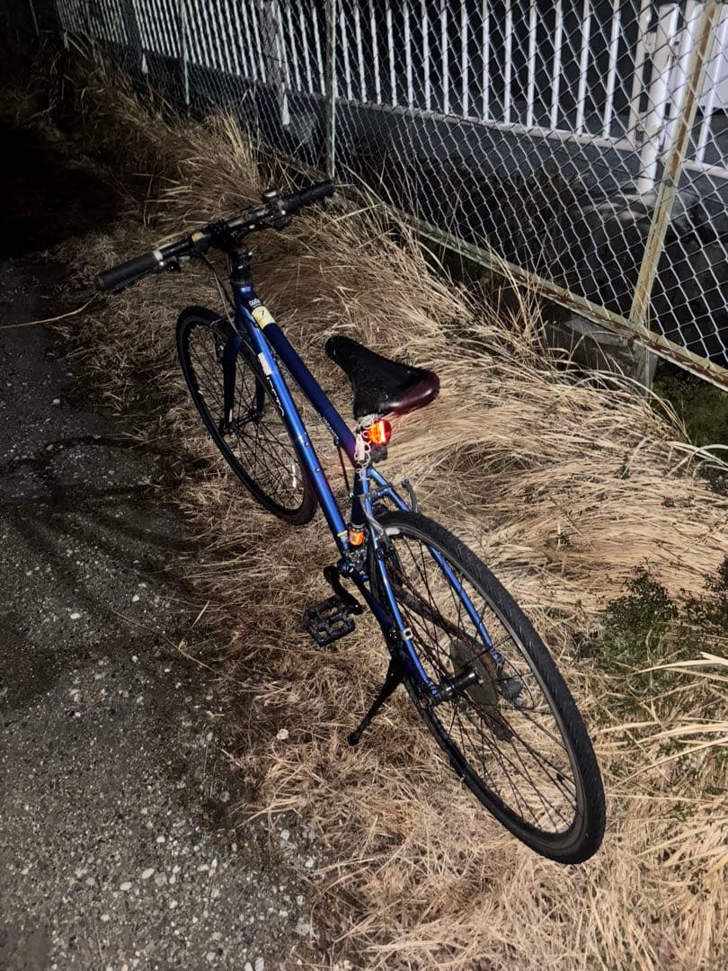 nesto クロスバイク　自転車　書類あり　大阪より、配達可能