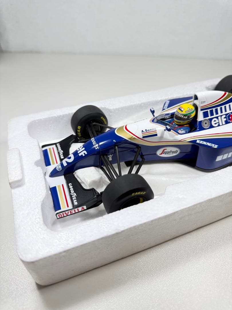 未使用　マクラーレン　アイルトンセナ　1994 FW16 1/18