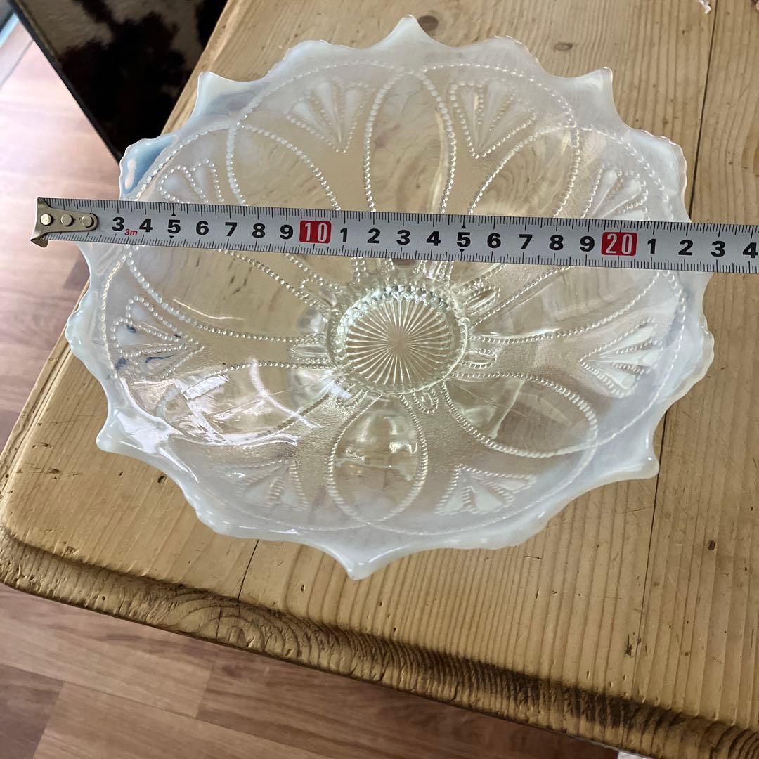 イギリスアンティーク　ノースウッド　オパールセントガラス大型コンポート