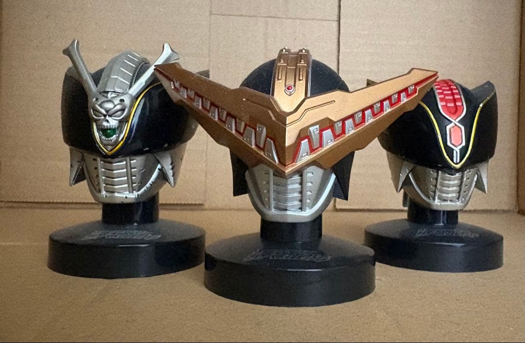 仮面ライダー 電王マスクコレクション19体セット＋プレバン限定台座