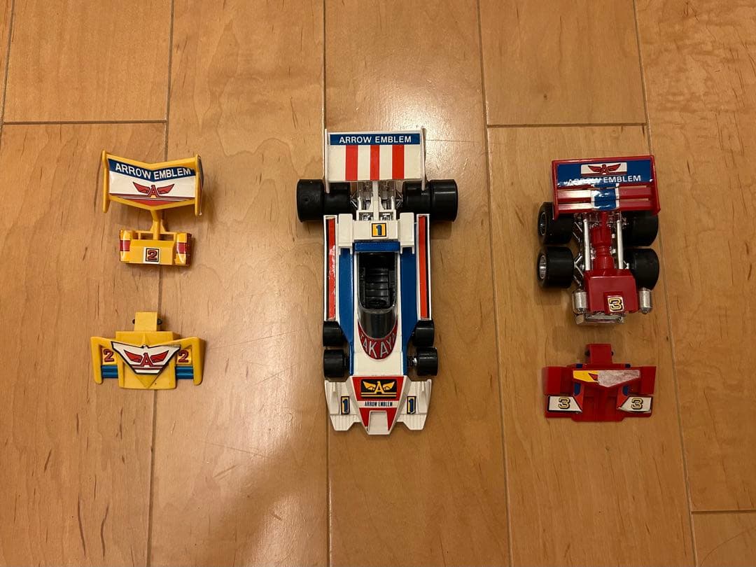 ポニカ DXプロエンブレム ミニカー