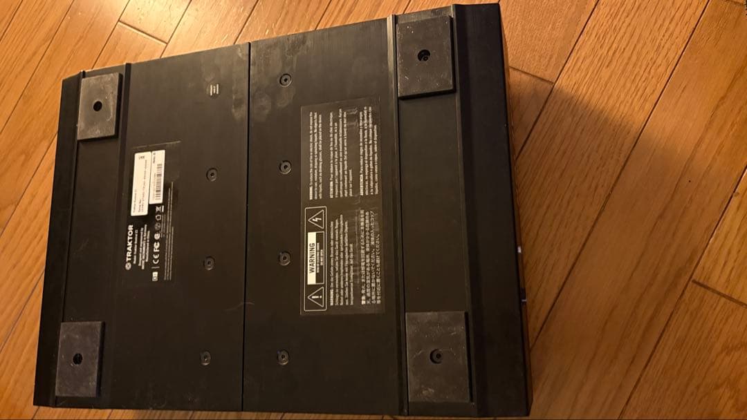 TRAKTOR KONTROL Z2 DJミキサー
