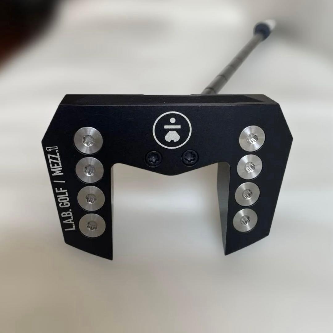 L.A.B.GOLF MEZZ.1 ラブゴルフ 34インチ 白&黒カバー