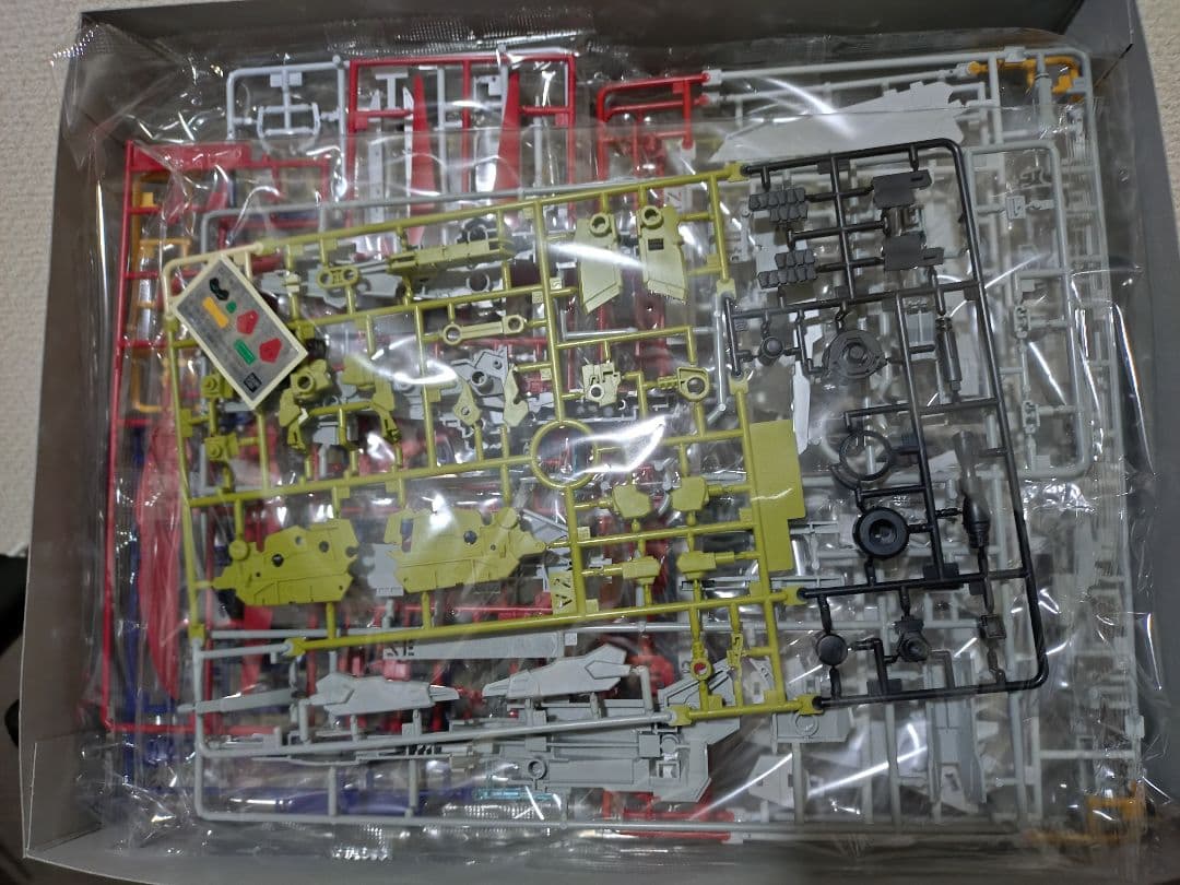 HG デスティニーガンダム Spec II & ゼウスシルエット