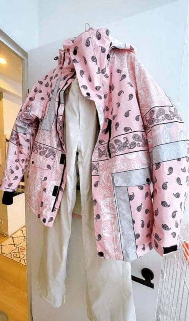 スノボードウェア　レディース　M 花柄　ジャケット　パンツ