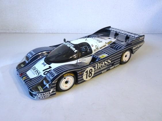 特価 MINICHAMPS (1/18) ポルシェ 956L