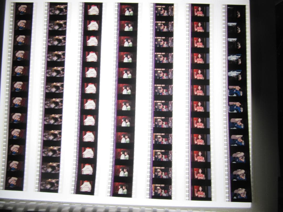 し*❌様 千と千尋の神隠し 35㎜フィルム12コマ×175枚合計2100コマ ア