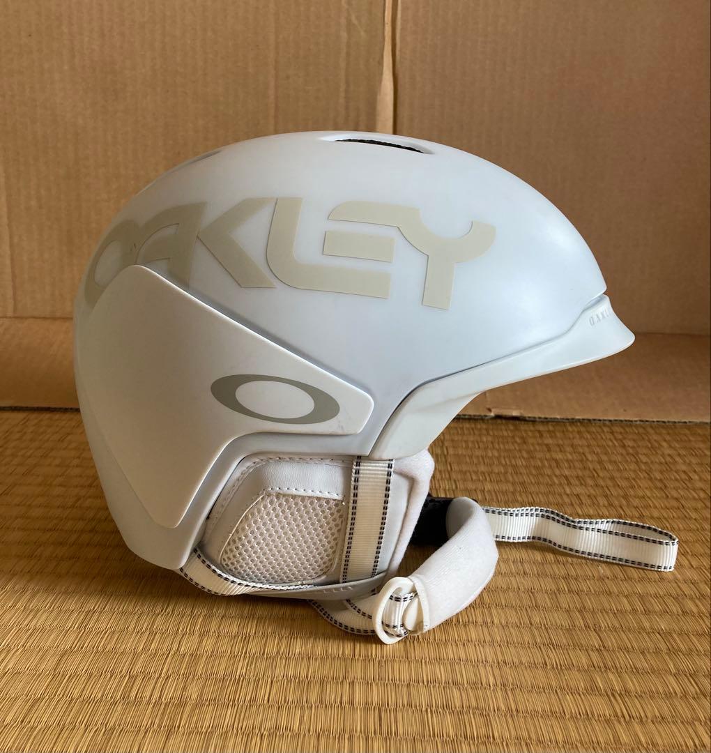 Oakley☆ヘルメット☆MOD3☆BOAシステム