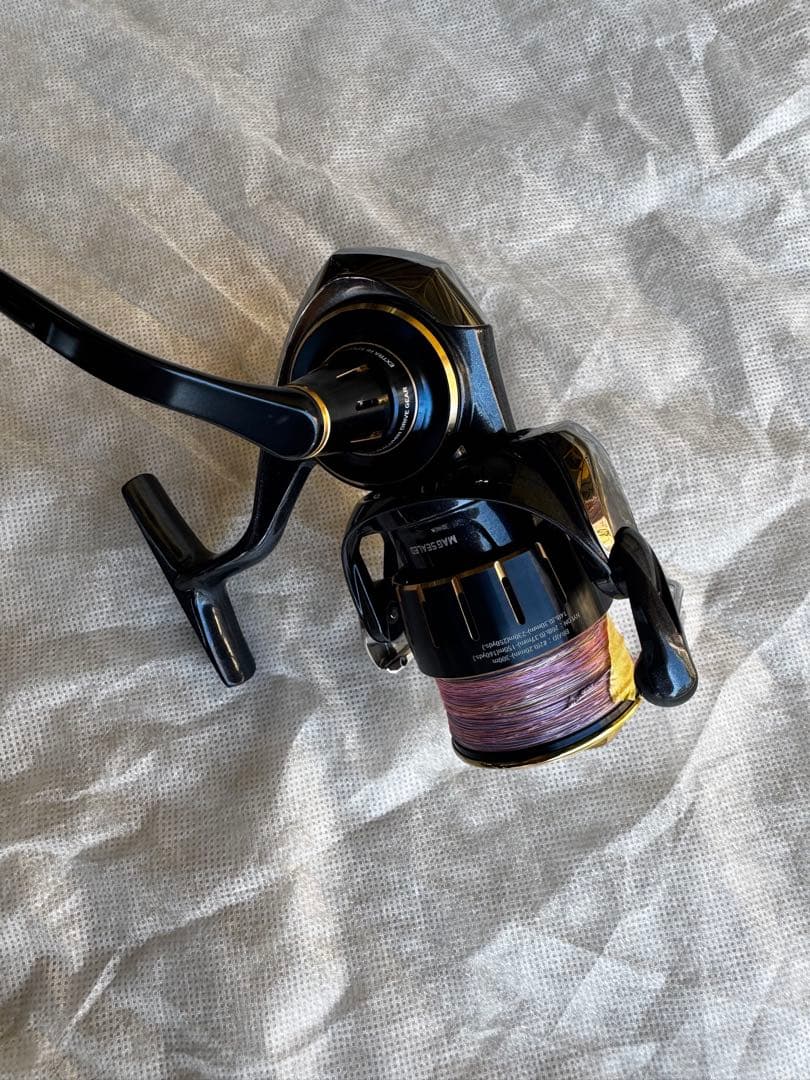 ※訳アリ　23ソルティガ4000XH +ゴメクサスリールスタンド