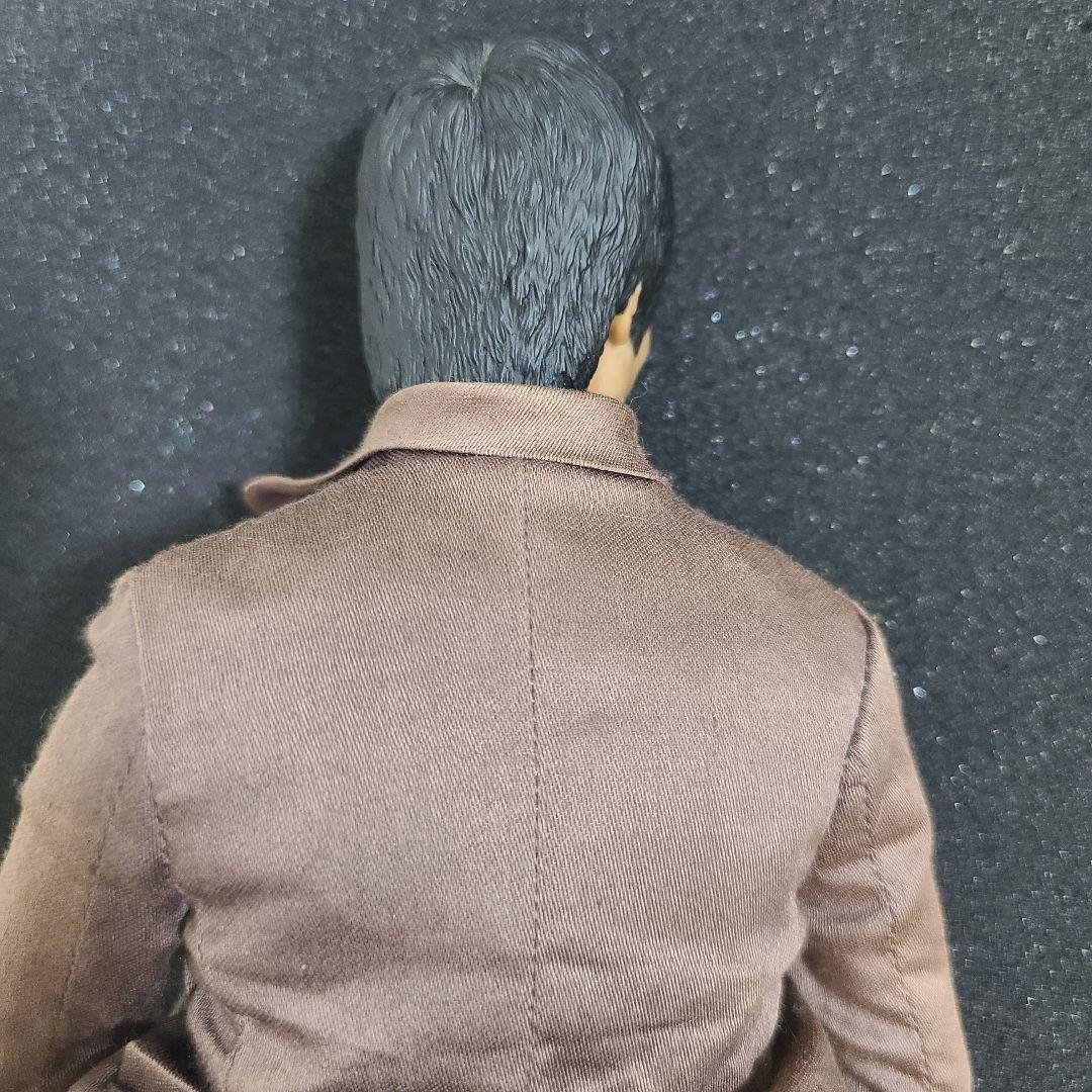 HOTTOYS　ホットトイズ　ブルース・リー スーツ　Ｖｅｒ．1/6　フィギュア