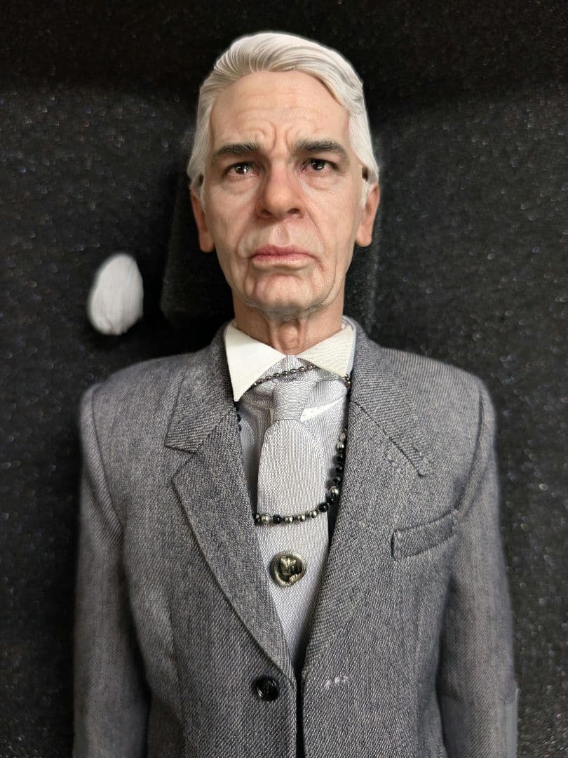 shumi arts Karl Lagerfeld カール・ラガーフェルド