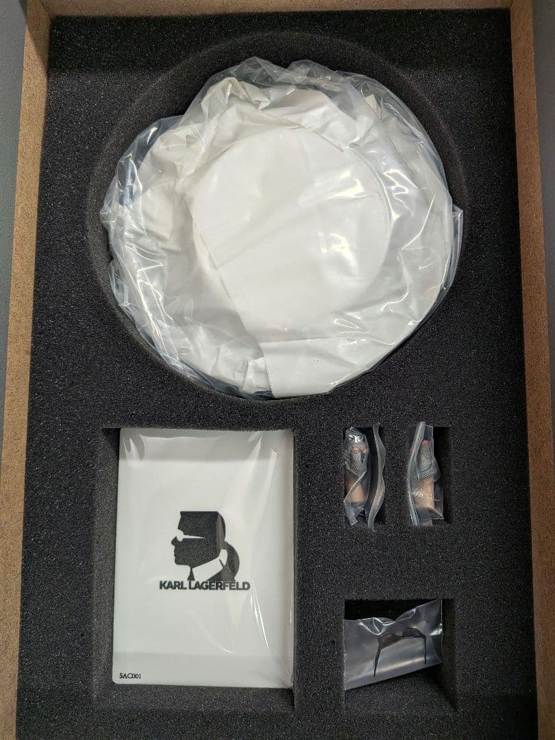 shumi arts Karl Lagerfeld カール・ラガーフェルド