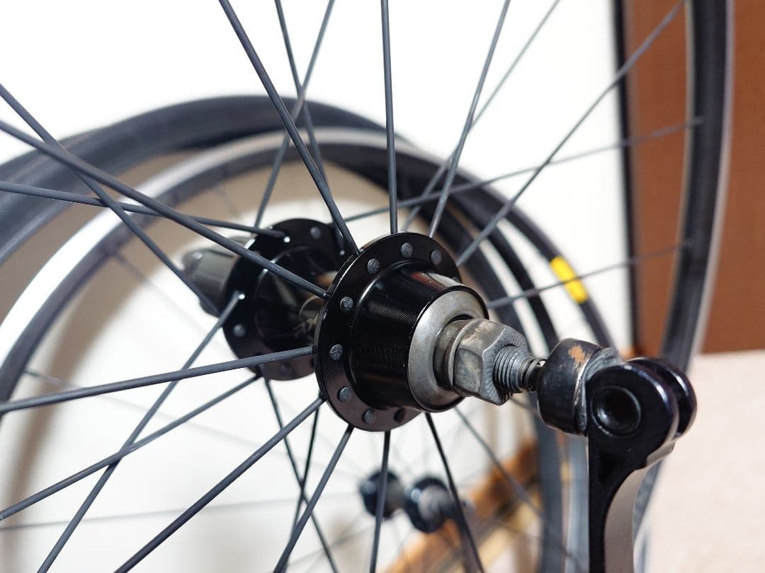 『AXIS SPORT』ホイール…700×25cタイヤ&チューブ付き×２本