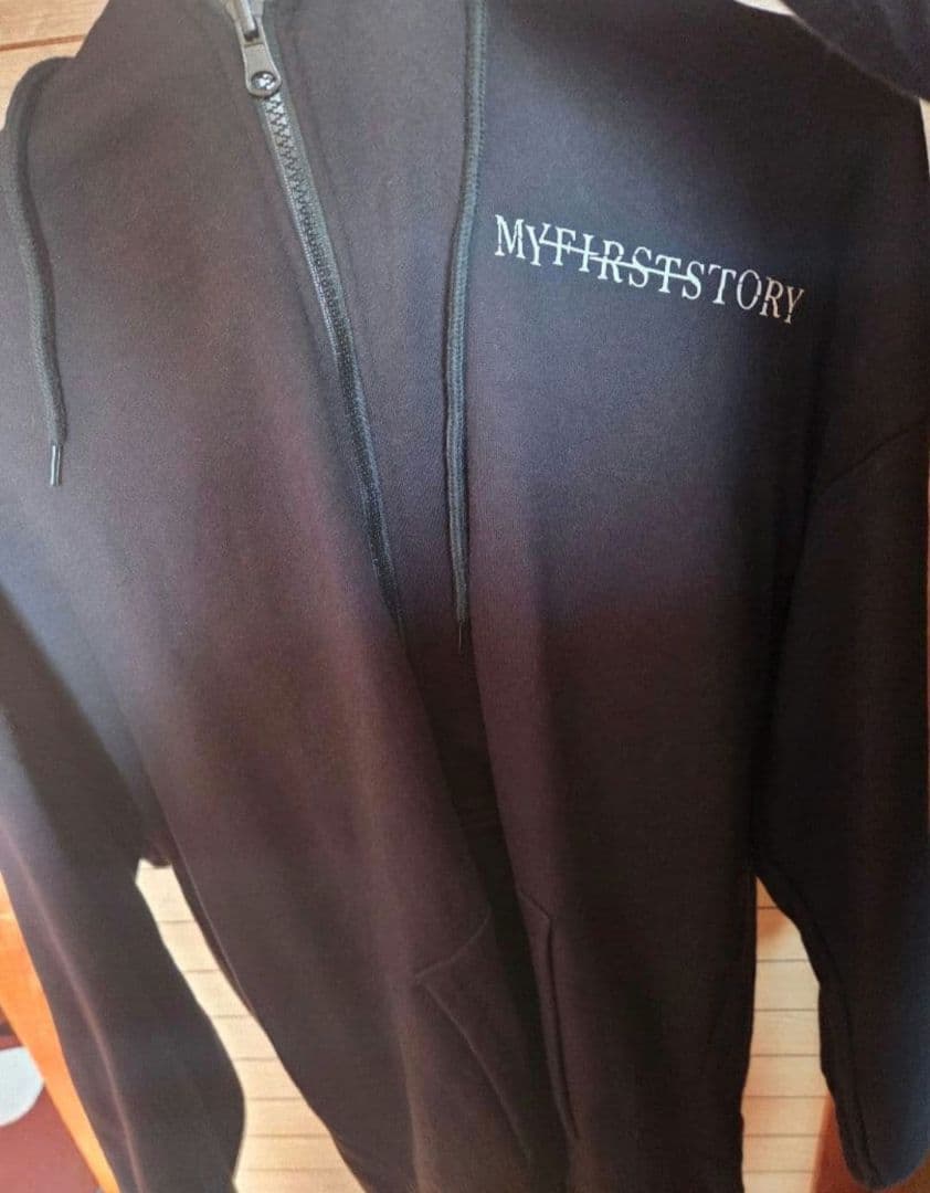 (最安値)マイファスくんTシャツ赤青限定フルジップパーカー3点セット