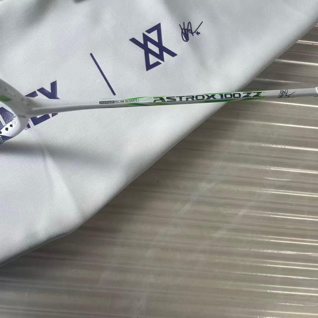 YONEX AX100ZZ VA 4U5 バドミントンラケット
