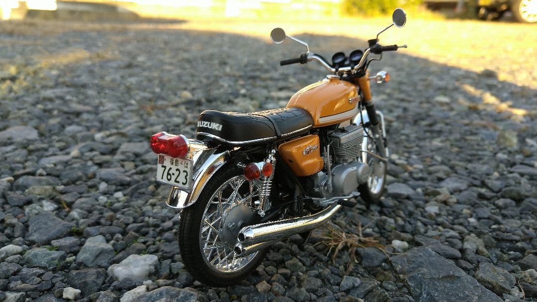 GT380プラモデルのみの販売。製作依頼用マイキーのフィギュア付きません。