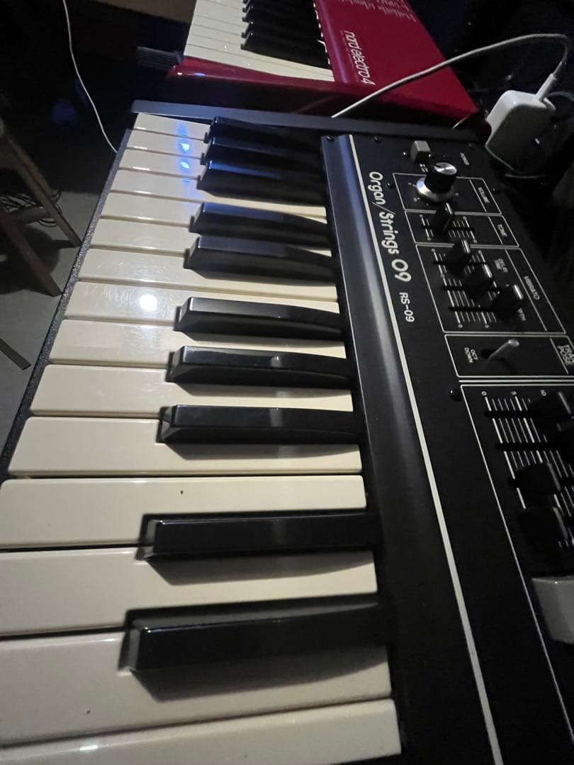 希少 Roland ローランド シンセサイザー RS-09 前期型
