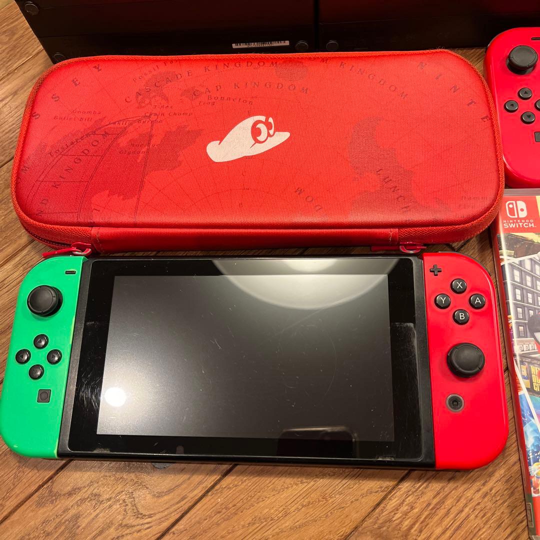 任天堂Switch本体・予備コントローラー2個・マリオオデッセイ他色々❗️