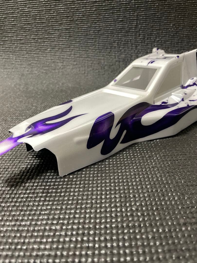 Gフォース　ジェノバ塗装済みボディ
