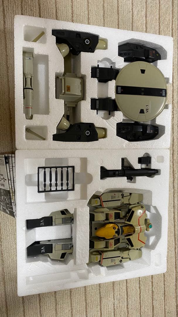 バンダイ　ハイメタル　1/55 エリントシーカー　タカトク マクロス　1点セット