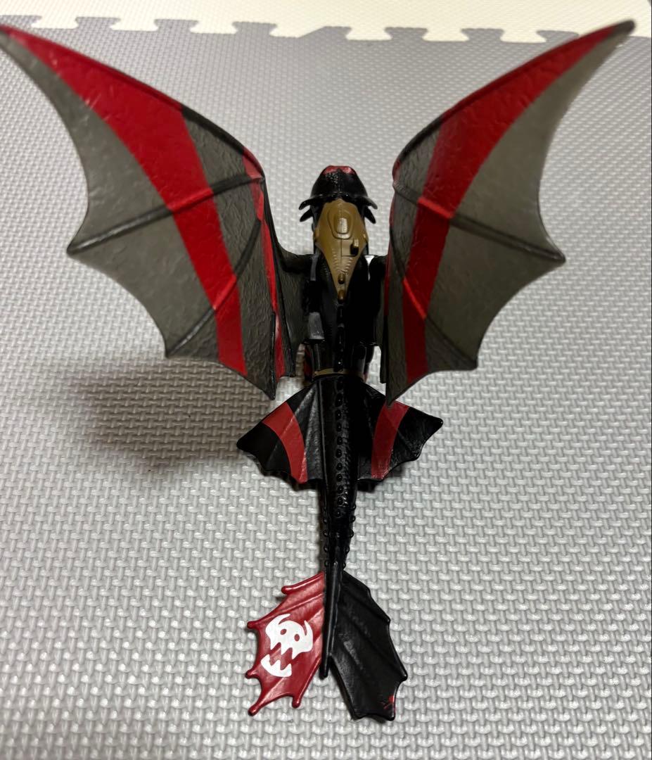 ヒックとドラゴン トゥース 可動式 希少 パワードラゴン フィギュア