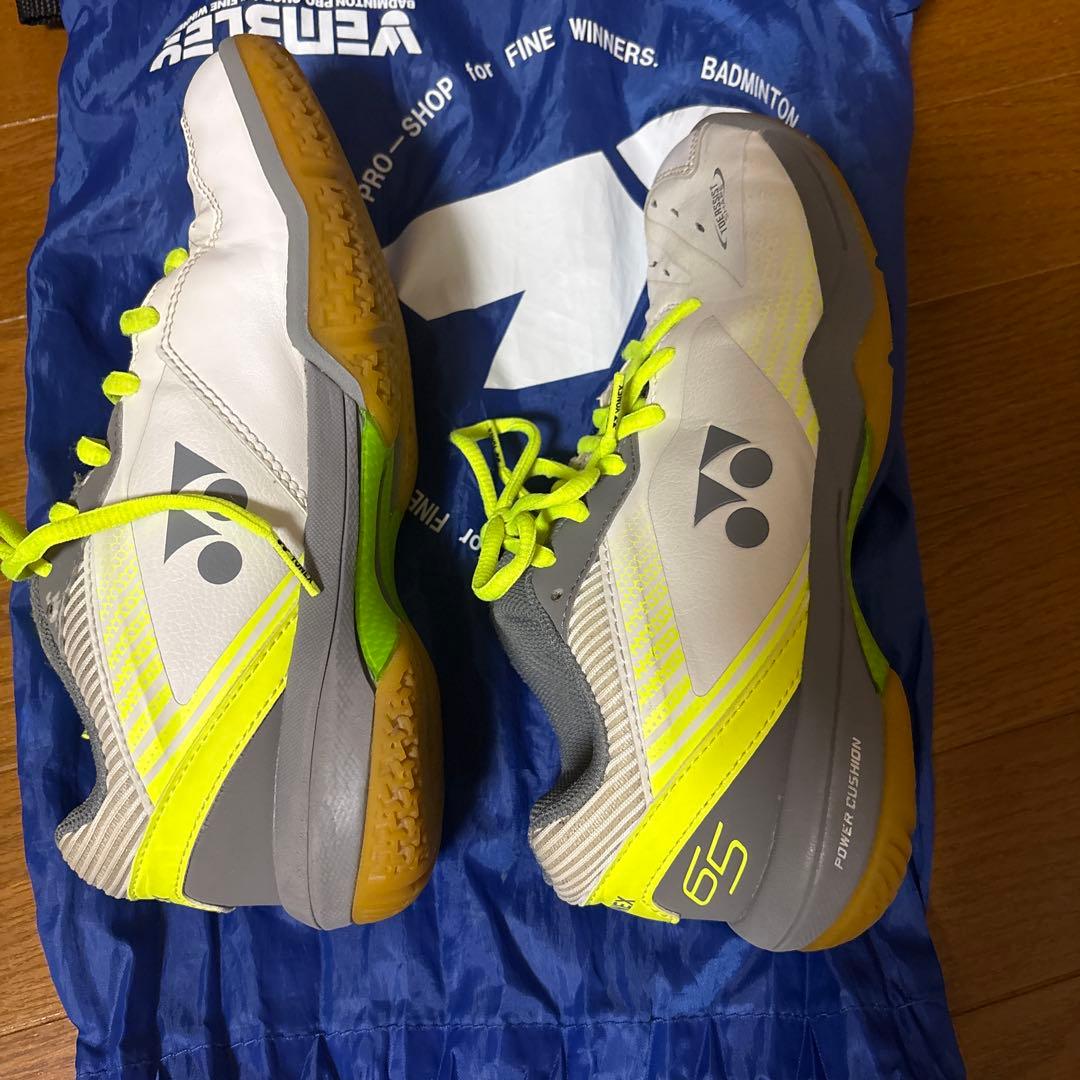 YONEX バドミントンシューズ 65 ホワイト/グレー/イエロー