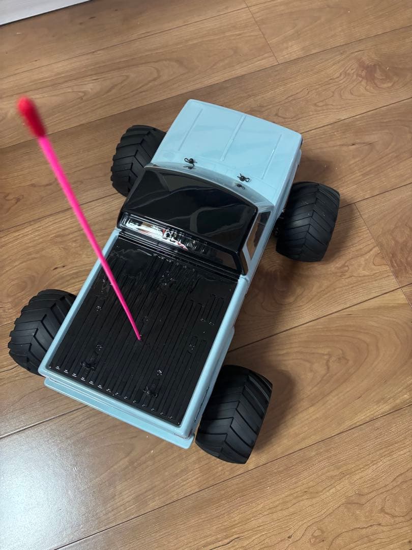 ブラックフット　ツインモーター　4WD