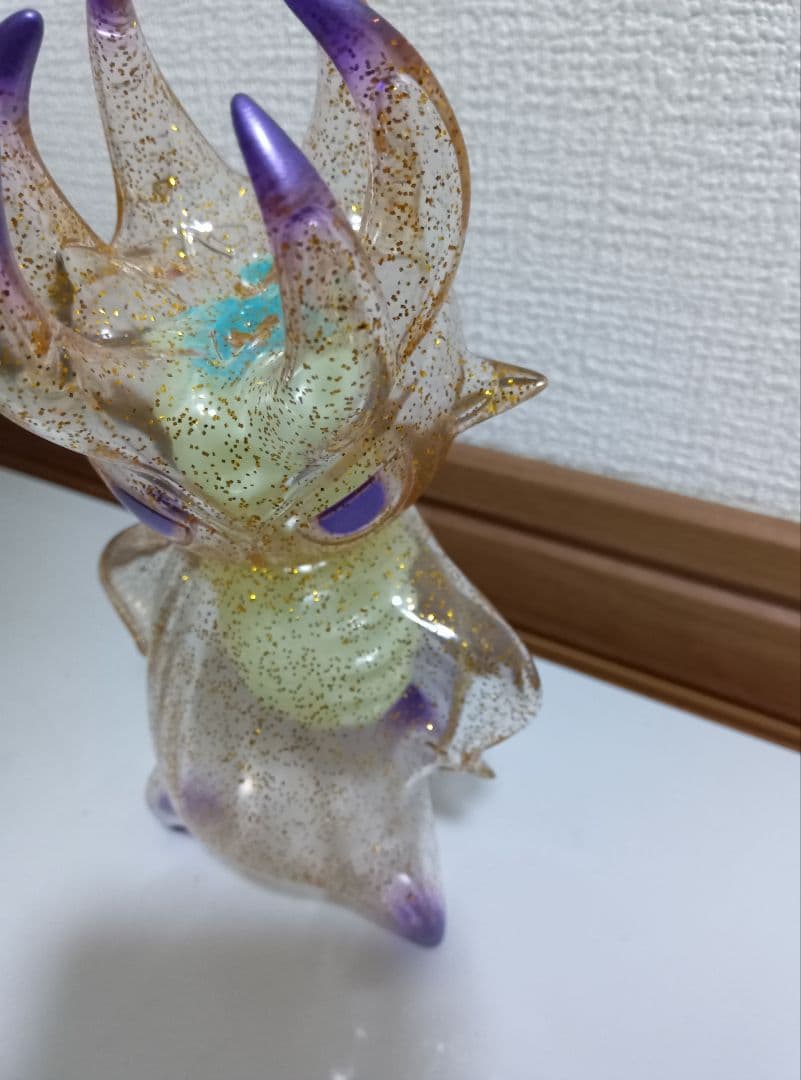 ペインターネット バッカルコーン クリアゴールドラメ　蓄光　ソフビ　フィギュア