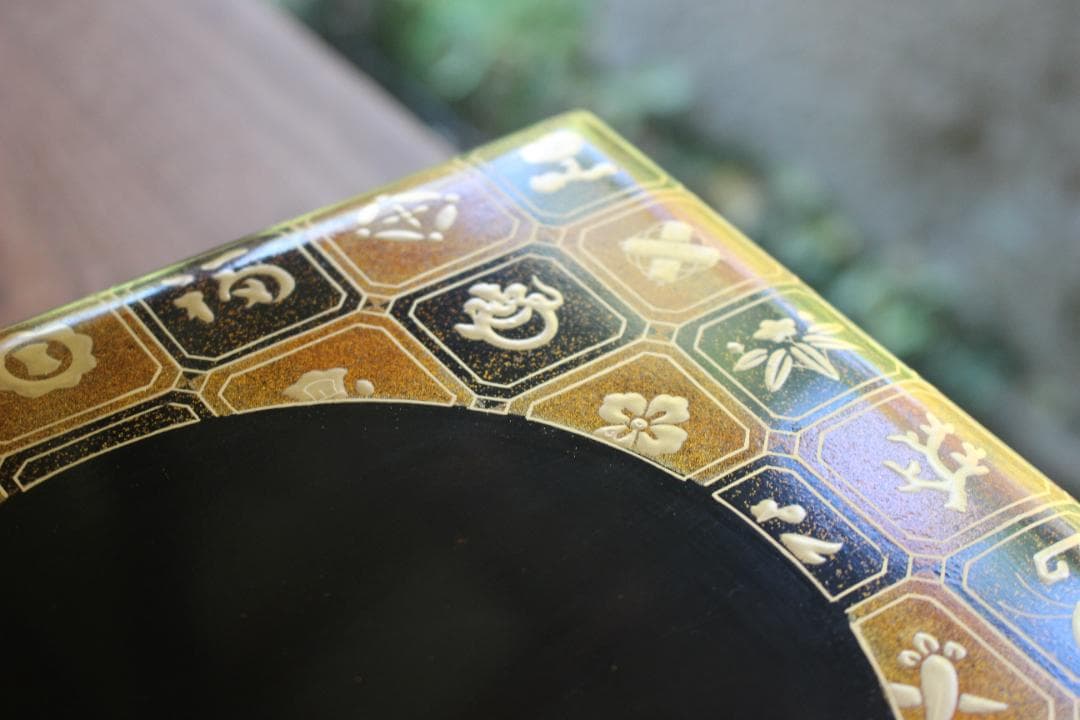 デッドストック！内朱金縁黒漆に極上宝尽蒔絵の映える二段重（検輪島塗重箱お重