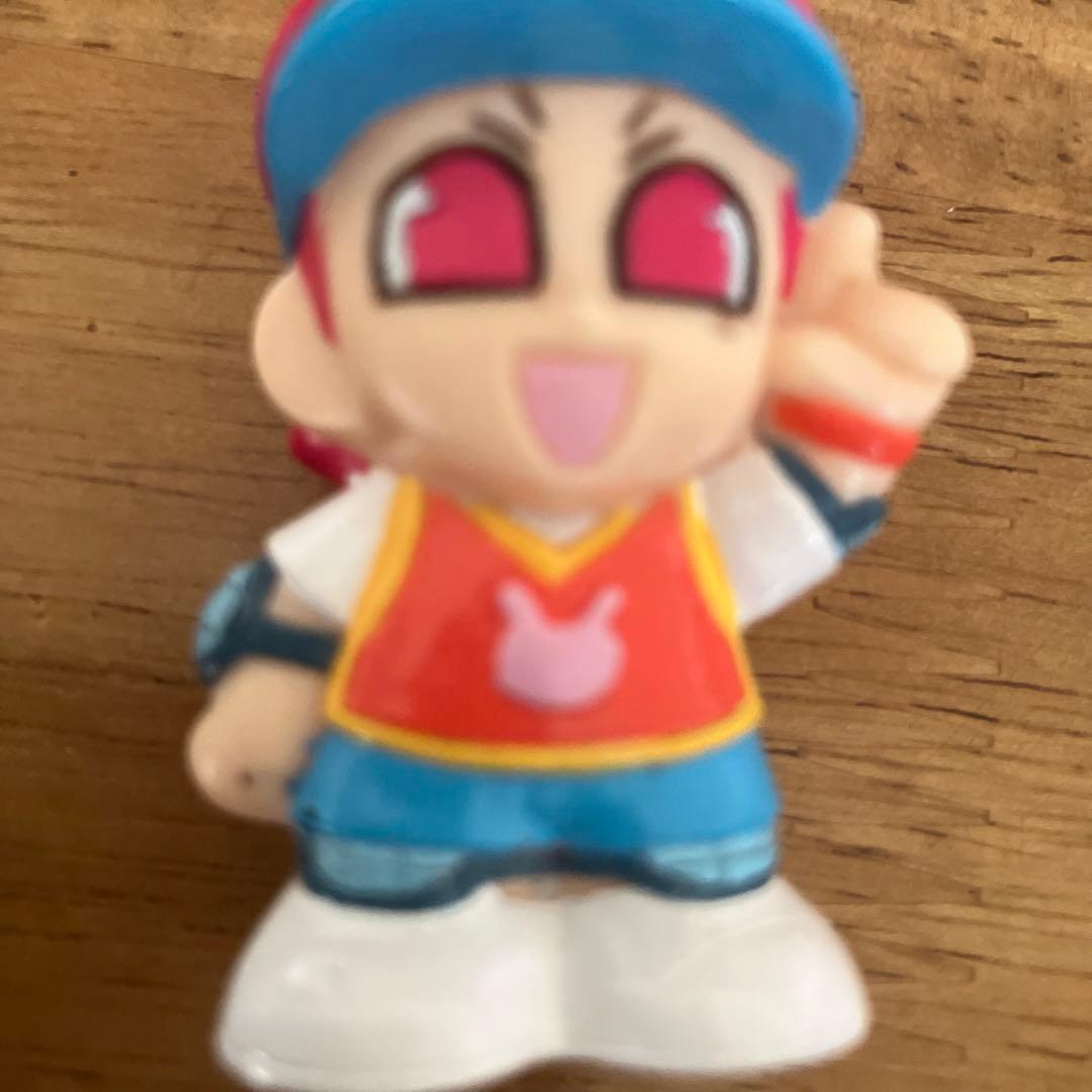 ミカ フィギュア　ヘアピン