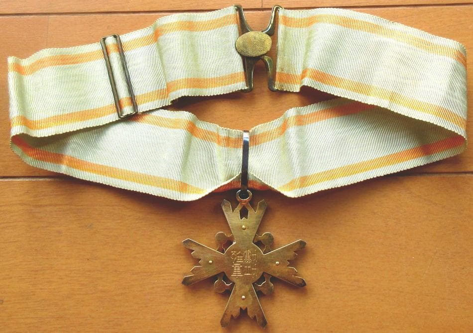 日本軍 勲章 勲三等 瑞宝章 制服