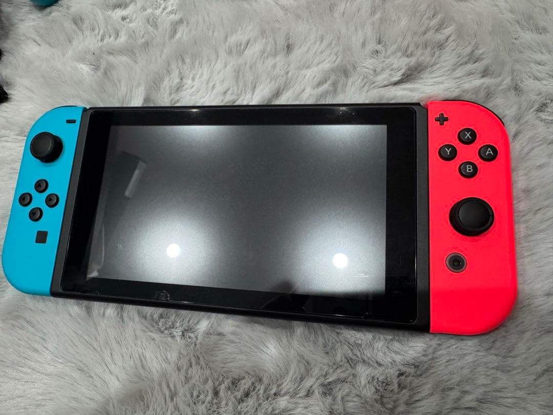 Nintendo Switch 本体　赤/青 Joy-Con 箱付き　ソフト5