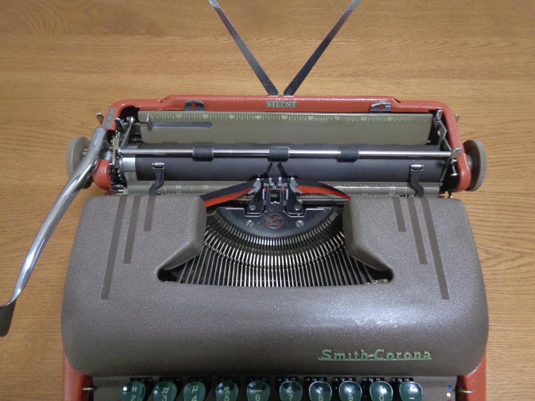 完動品　Smith-Corona SILENT コロナタイプライター 1952年