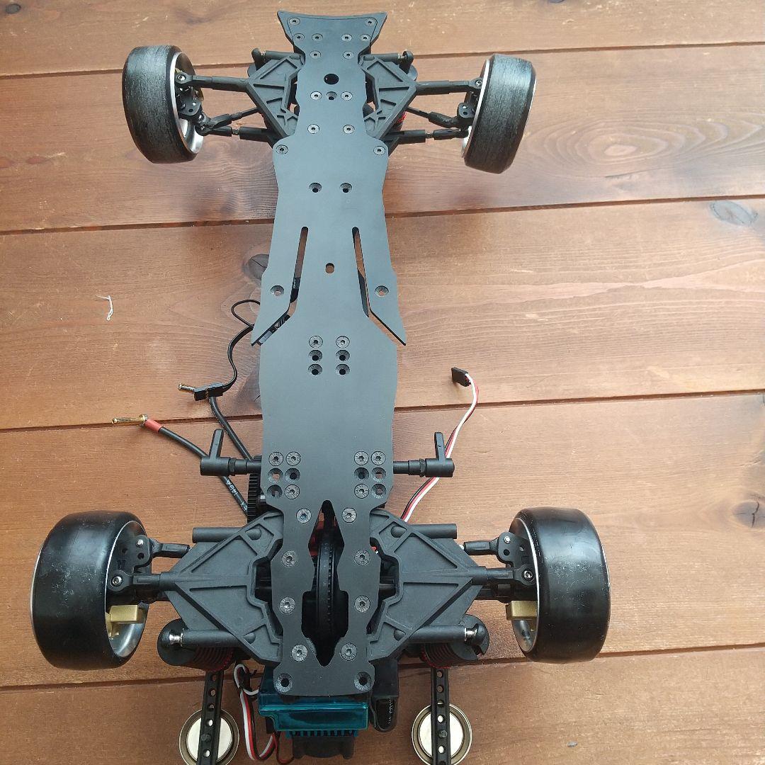 ラジコン 1/10 サクラD6シャーシ メカ付き、受信機無し