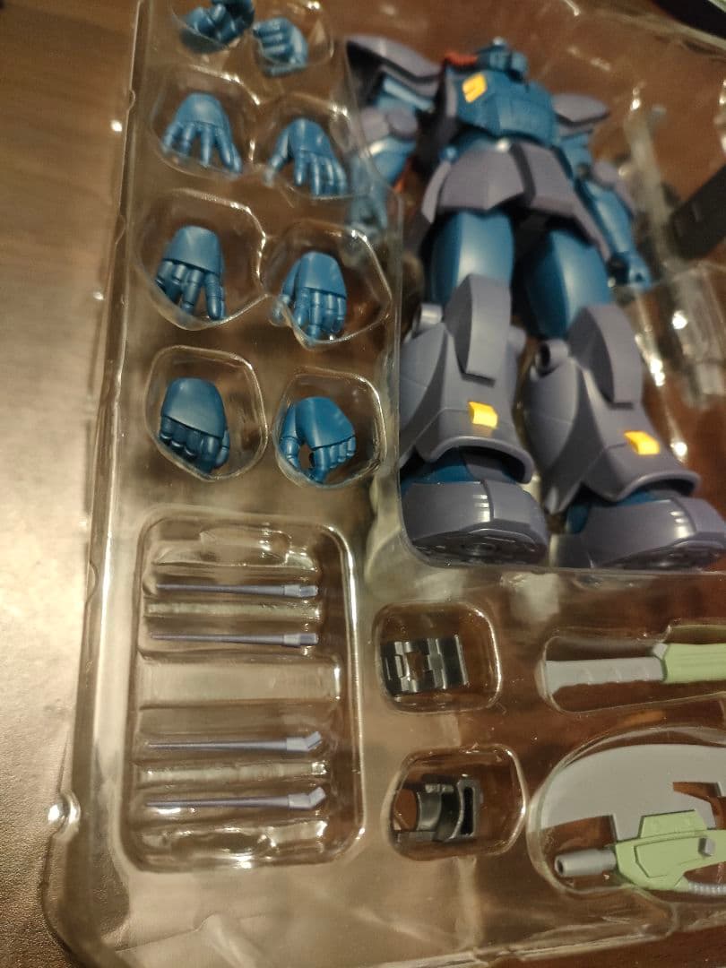 ROBOT魂 MS-11 アクトザク オーガスタ研究所仕様