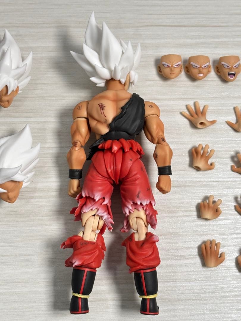 ドラゴンボール スーパーサイヤ人 孫悟空　ゲンキダマツリカラー フィギュアーツ等