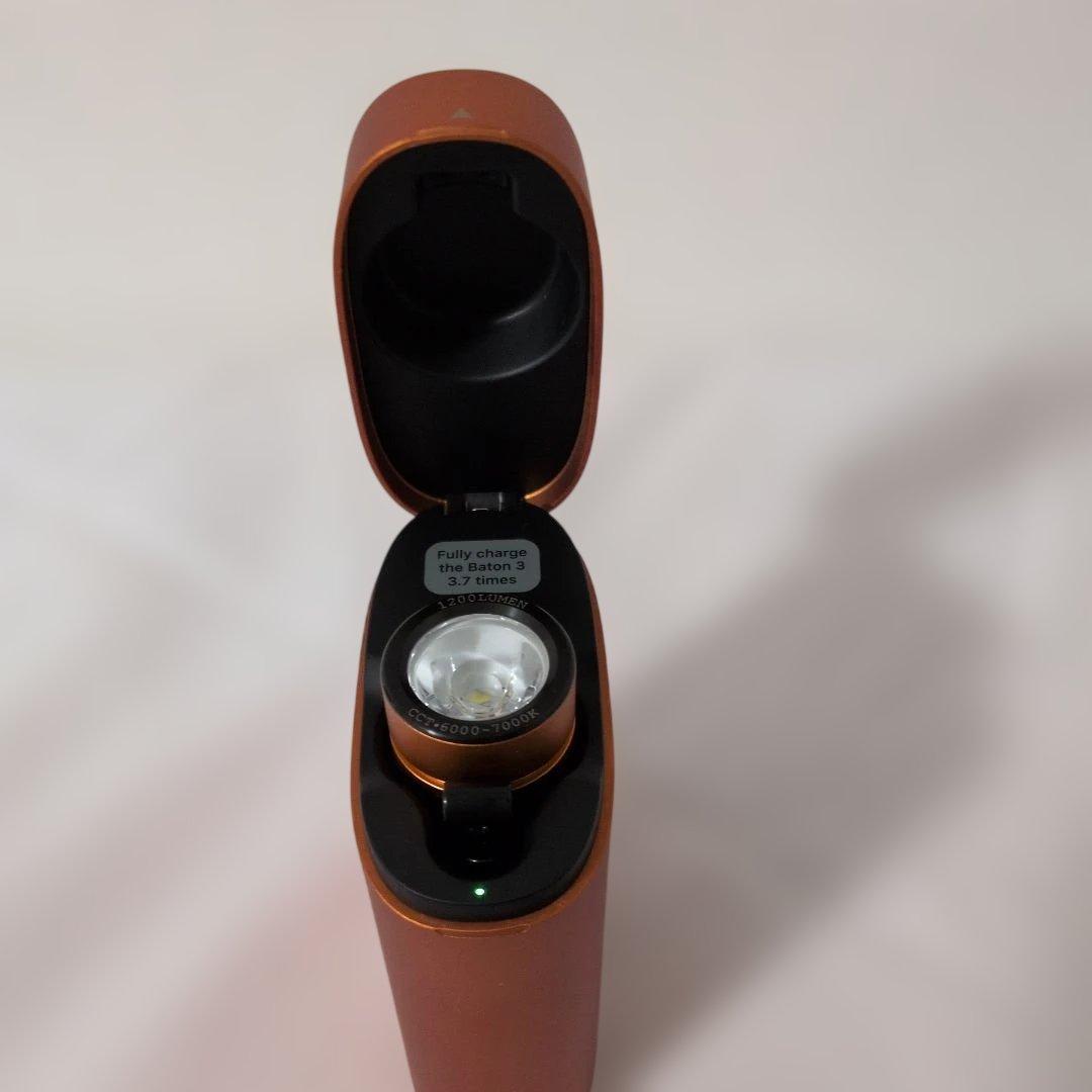 OLIGHT Baton3 Premium Edition 小型高性能ライト