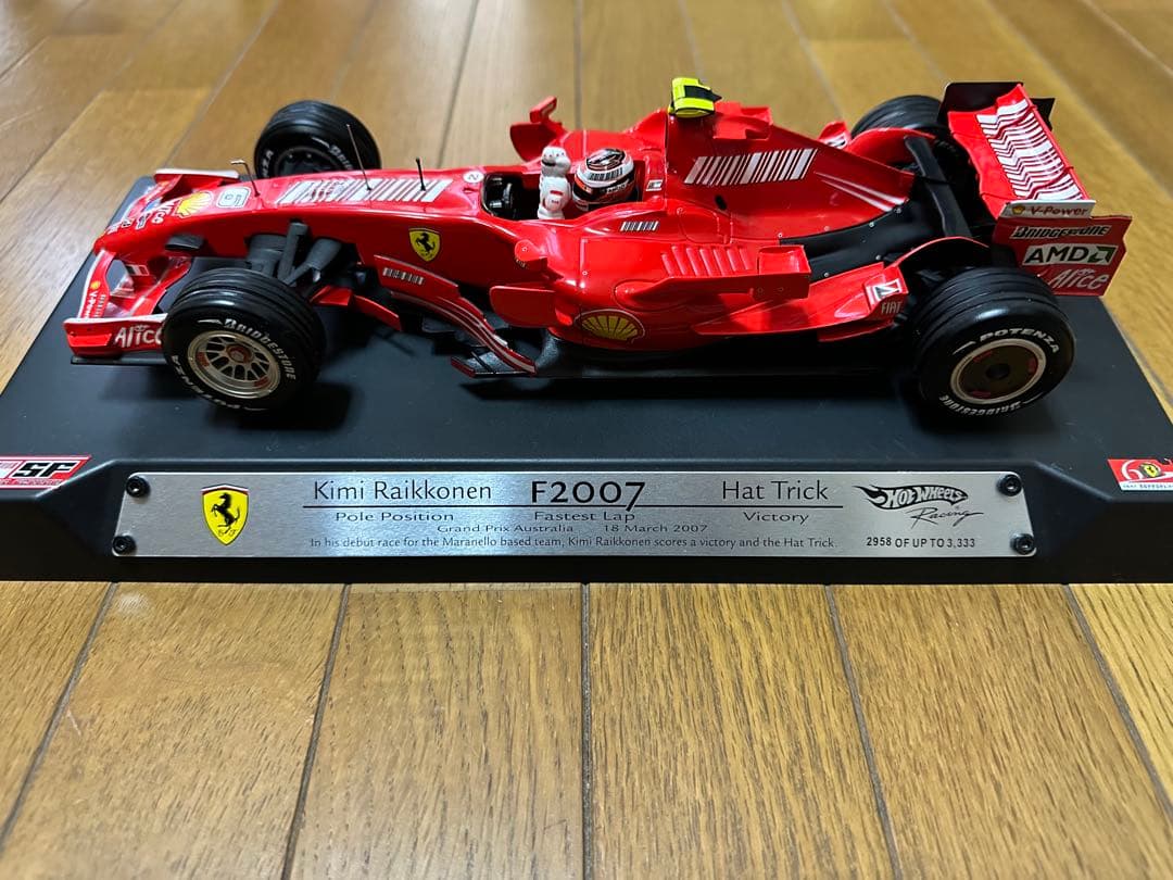 【レア品】1/18 フェラーリF2007 ハットトリック ライコネン
