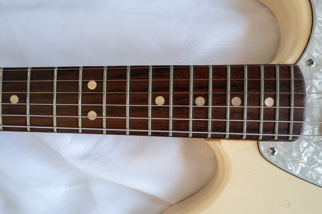 Fender Bronco ネック ムスタングボディ