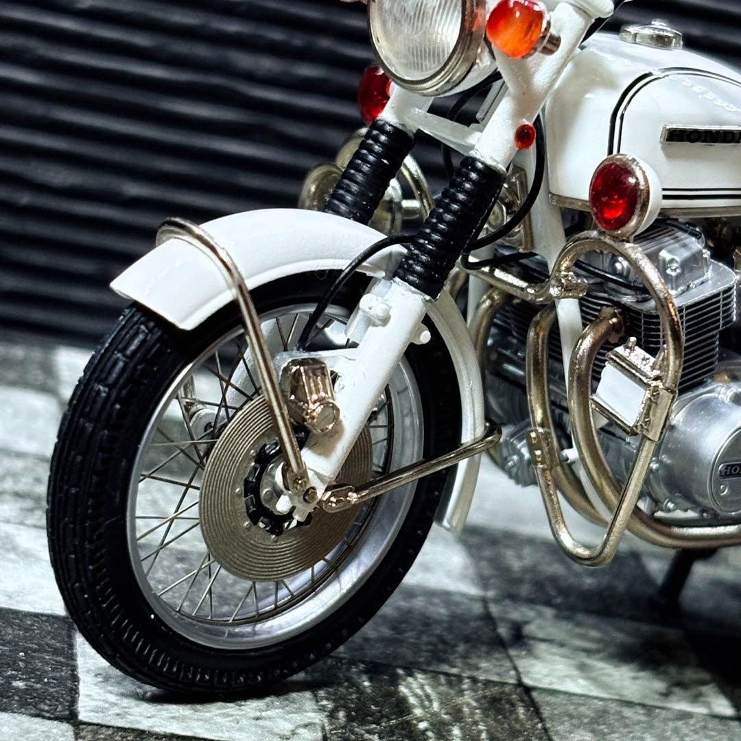 1/18 マルサン 鉄馬プロジェクト ホンダ ドリーム CB750P 白バイ