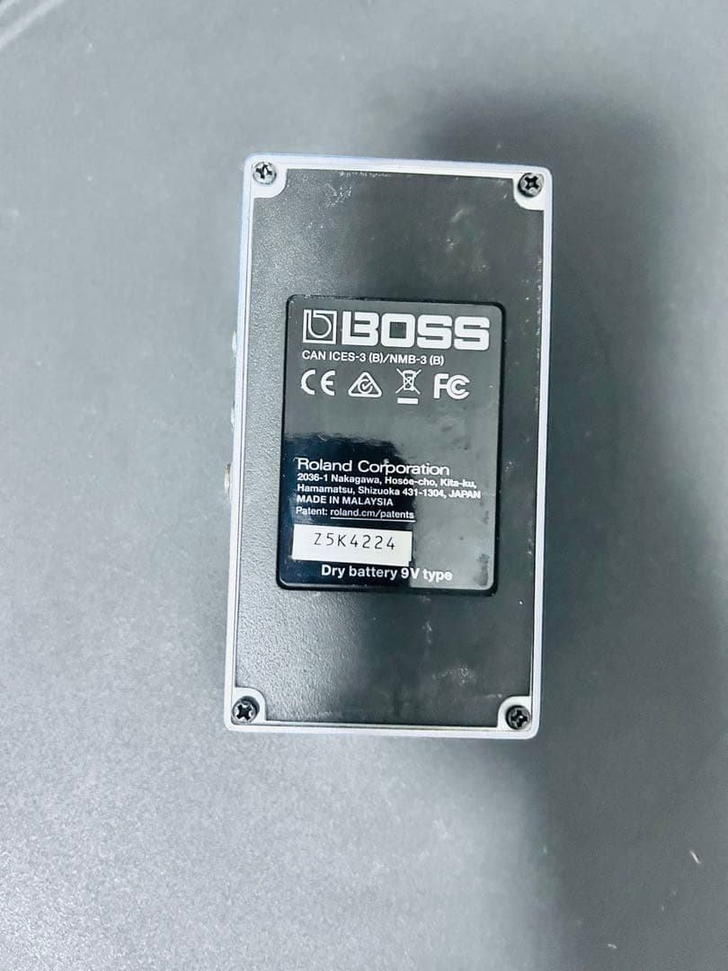BOSS Synthesizer SY-1 シンセサイザーエフェクター