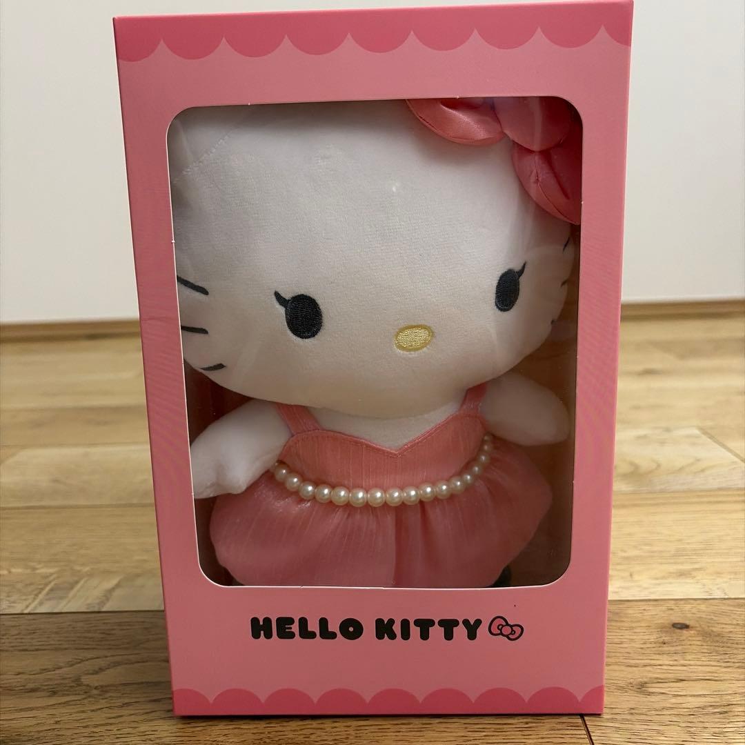 【ラスト1点激レア】KITTY × JISOO キティ ジス ぬいぐるみ