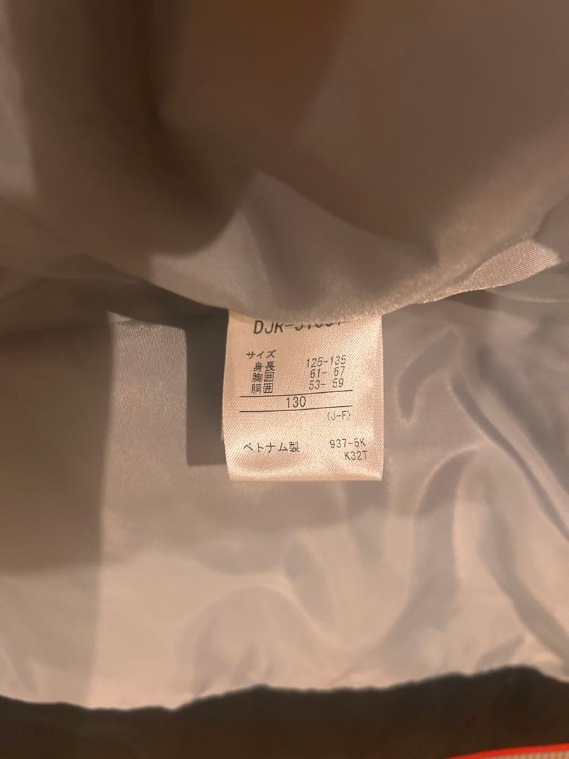 DESCENTE 子供用スキーウェア 黒　赤　上下セット