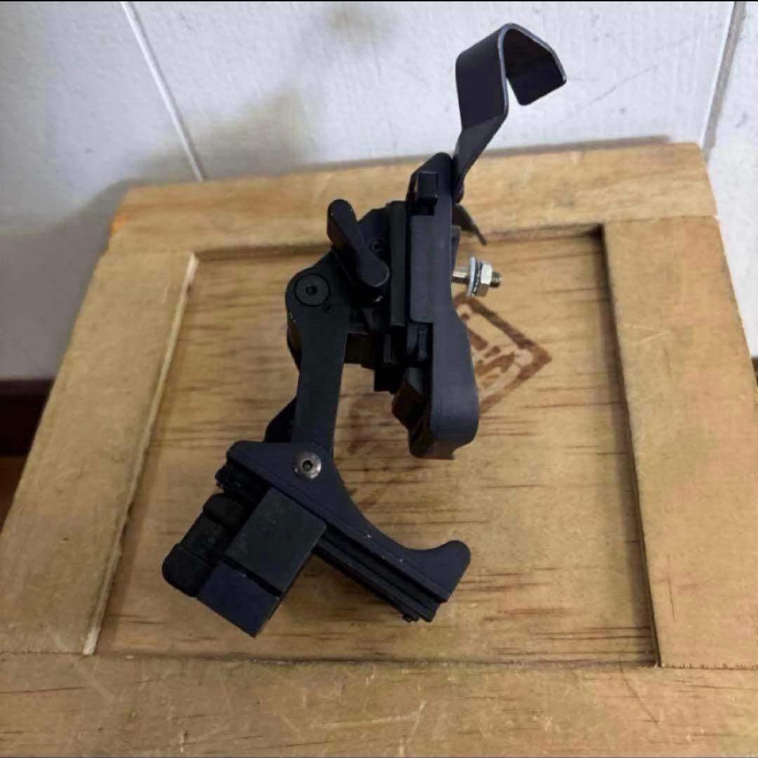 美品　米軍　実物　Norotos RHINOⅡ NVGマウント　ブラケット付き②