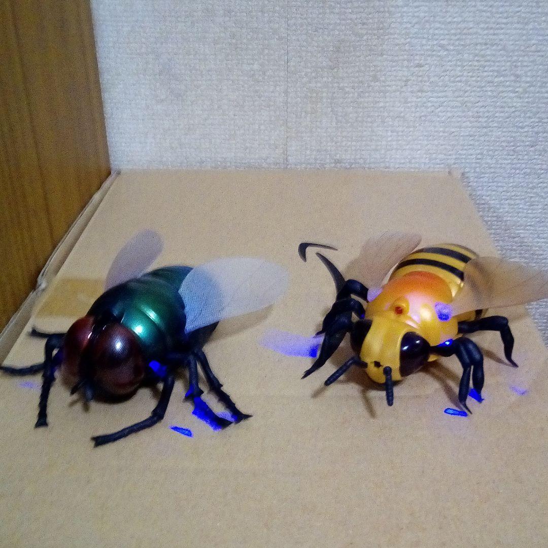 昆虫ラジコン ハチ& ハエ セット