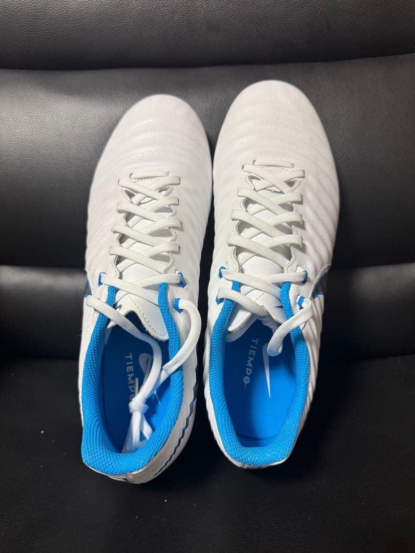 Nike Tiempo ホワイト/ブルー サッカーシューズ