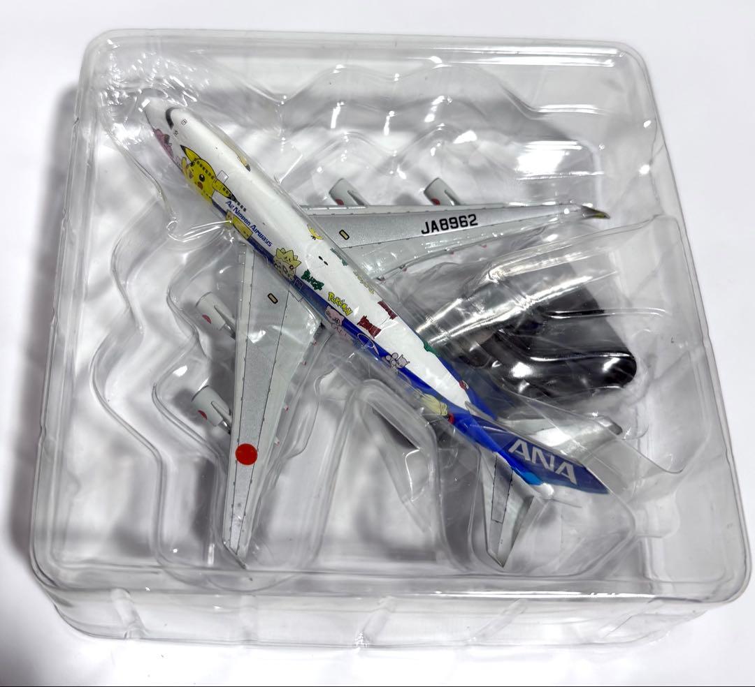 全日空商事 1/500 B747-400 ANAポケモンジェット NH50028