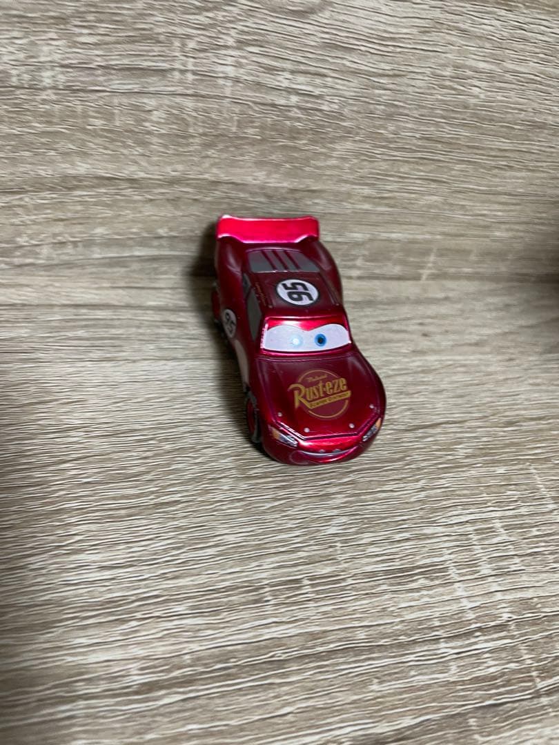カーズ トミカ たくさんのせよう！大きなマック 廃盤品 トミカ30台➕2台