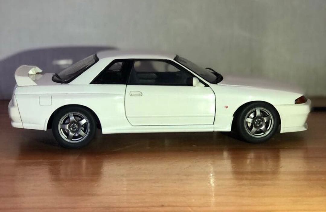 オートアート AUTOart Nissan Skyline GT-R R32